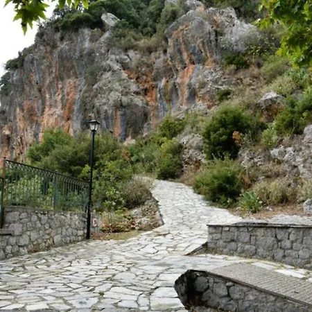 شقة το φαραγγι του παρνασσου 4 *